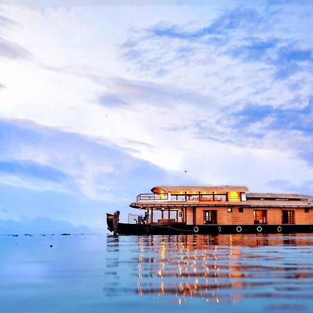 Indraprasthamlakecruise Alappuzha Luaran gambar
