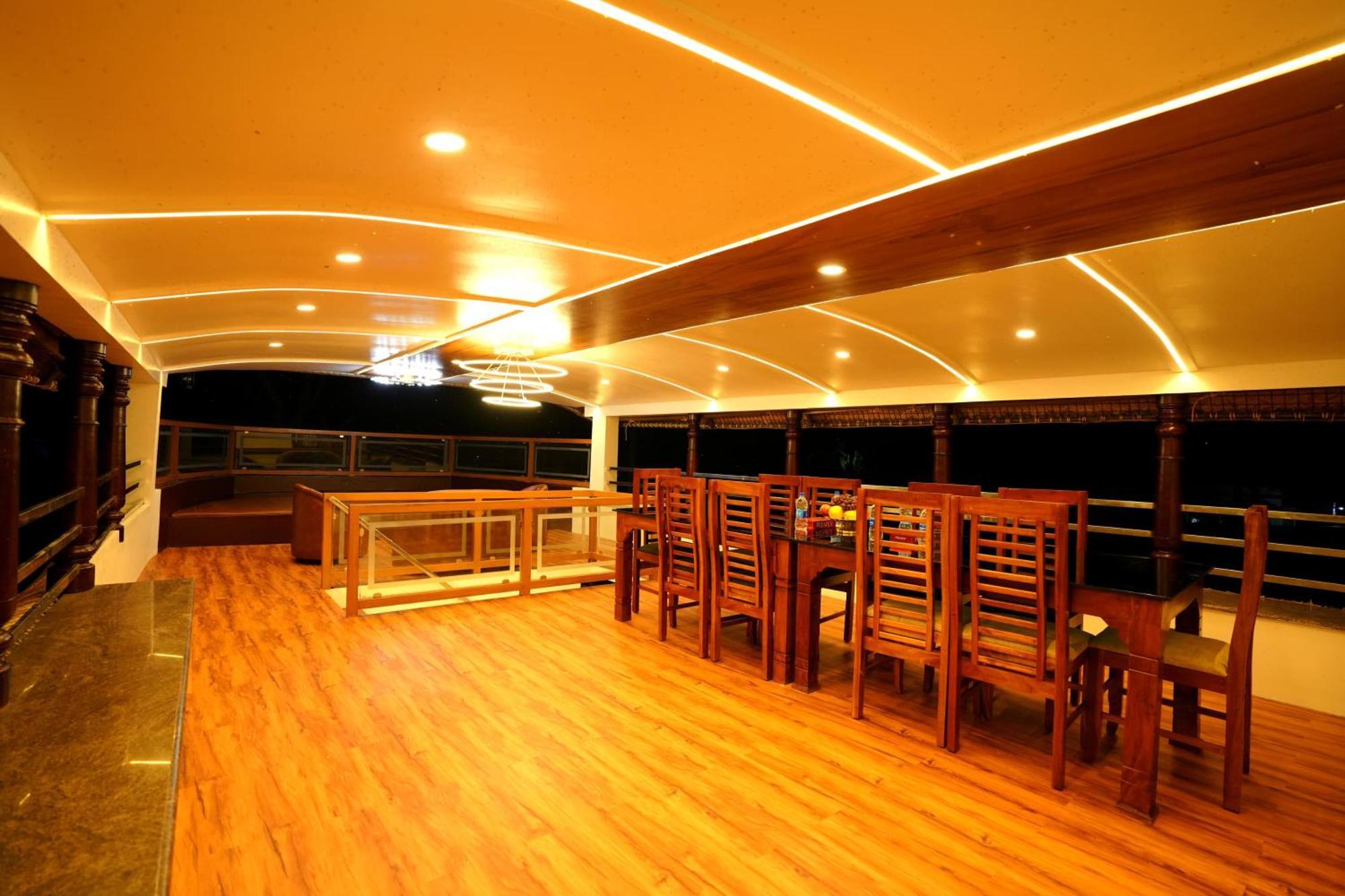 Indraprasthamlakecruise Alappuzha Luaran gambar