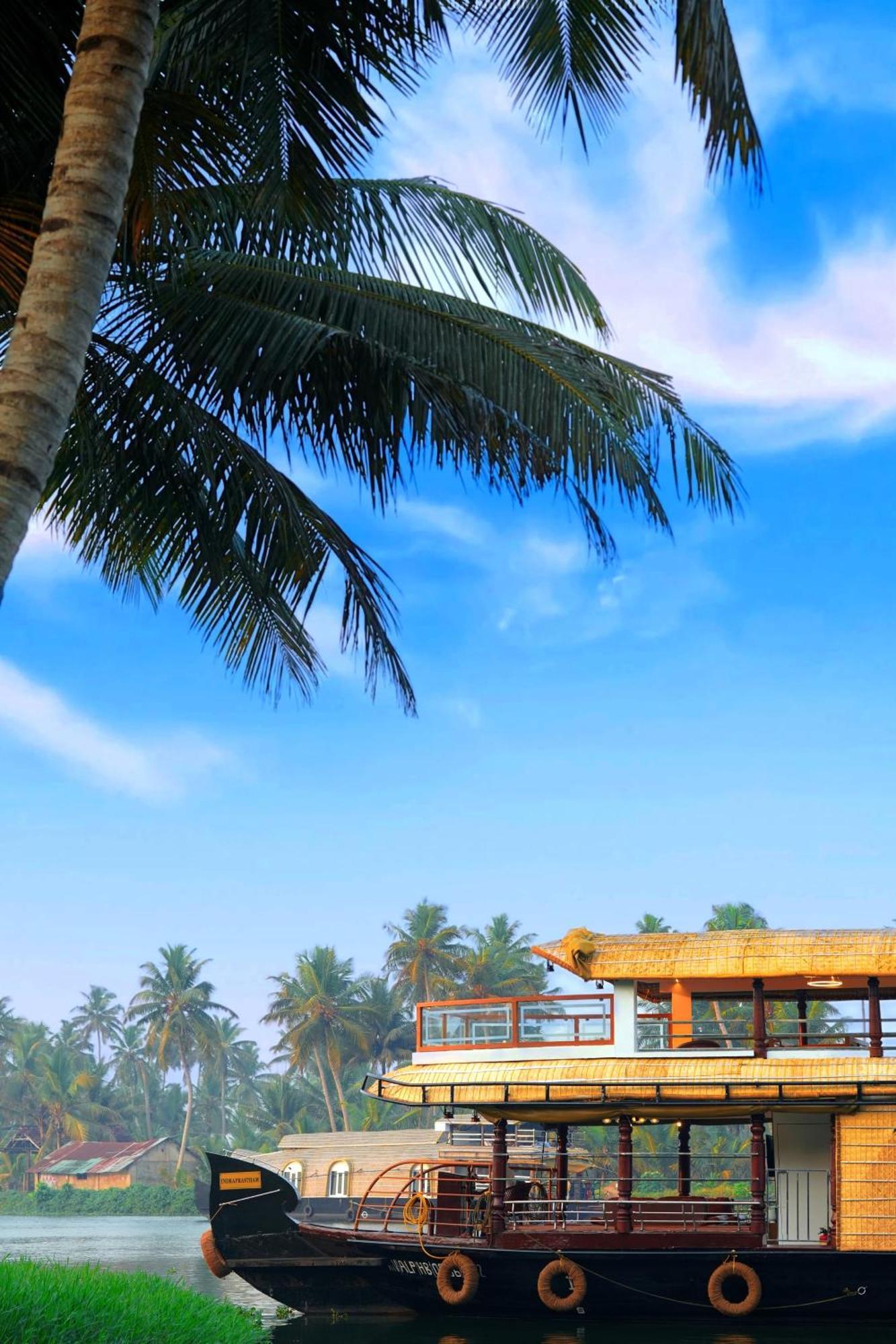 Indraprasthamlakecruise Alappuzha Luaran gambar
